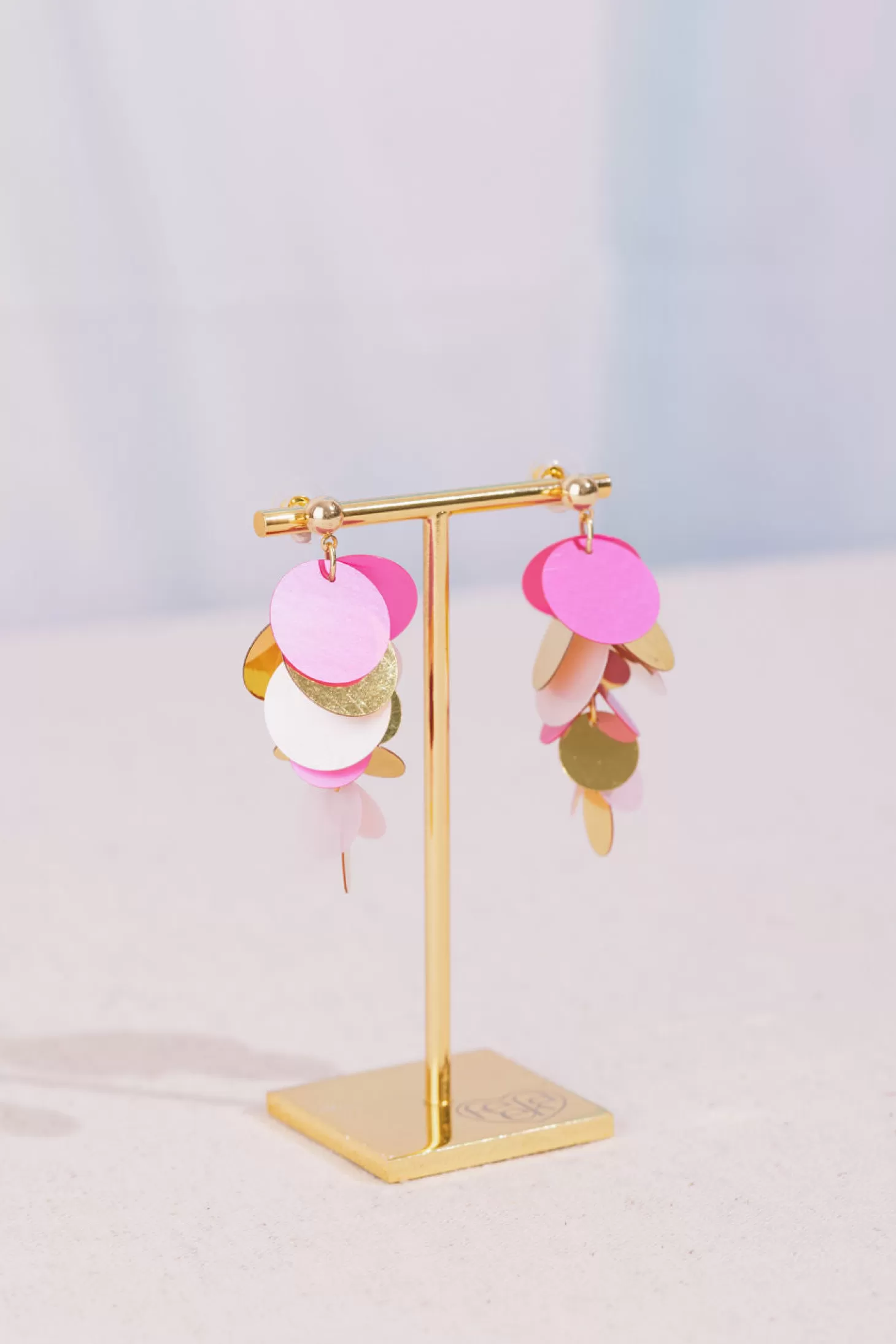 Des Petits Hauts Festive Capsule | Feeka Jewellery X DPH | View All*Boucles D'Oreilles Pistal Crush  Poudre Or